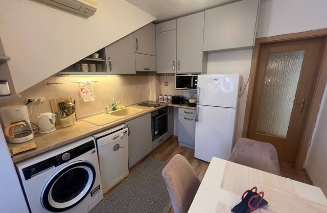Central 1bdrm Apartment Downtown