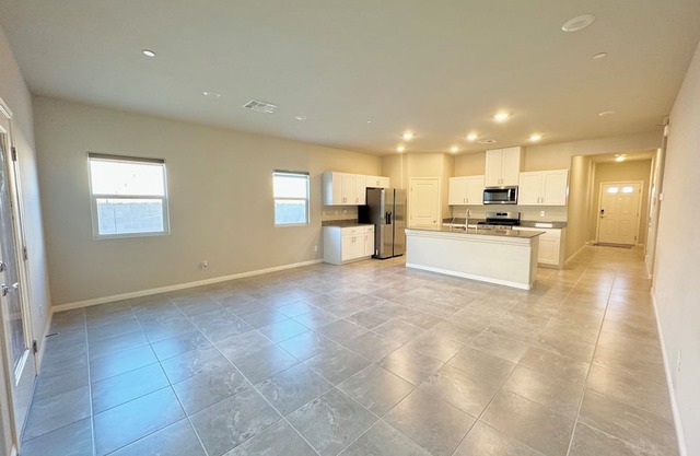 Lone Mountain Las Vegas 4-bedroom house Near Mt Charleston & Redrock