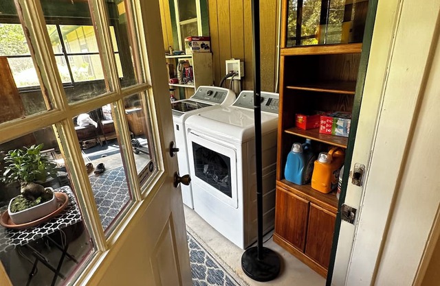 Newly renovated 100% privacy Very quite studio with private entrance