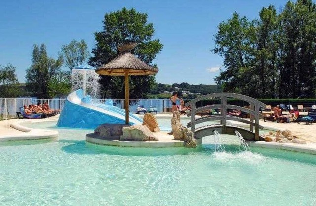 Camping 4 étoiles - Parc aquatique - ccaaaba