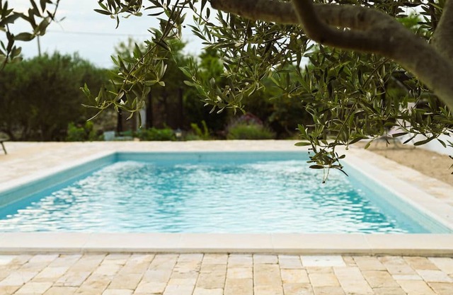 Apartment B&B Linda - with pool: R2(4) - Pirovac, Riviera Sibenik, Croatia