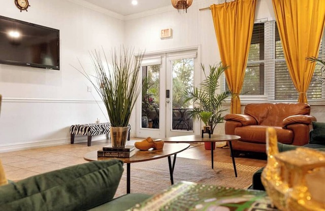 Banana Leaf Villa-Island Groove-Standard Suite