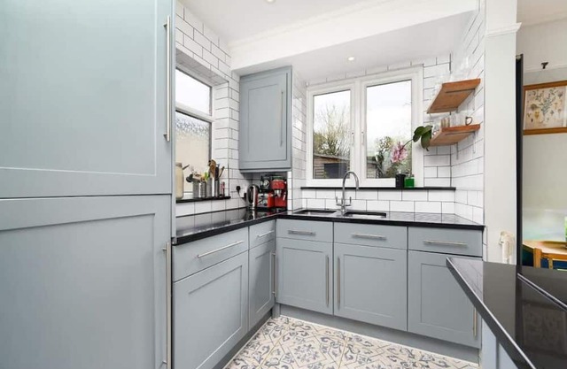 lovely 2 bedroom house in Orpington