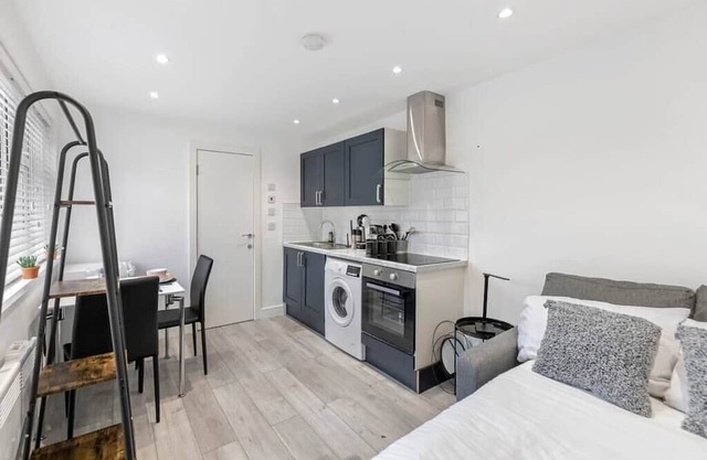 Studio Living: Simplified Urban Lifestyle