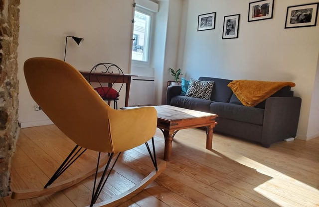 Charmant Appartement Proche Machînes et Centre