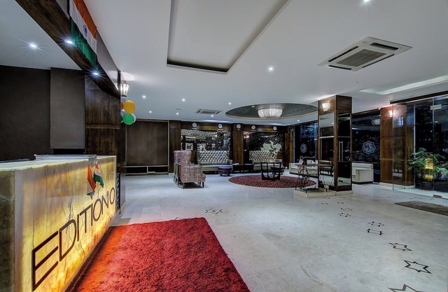 Hotel Galaxy Near IGI Airport