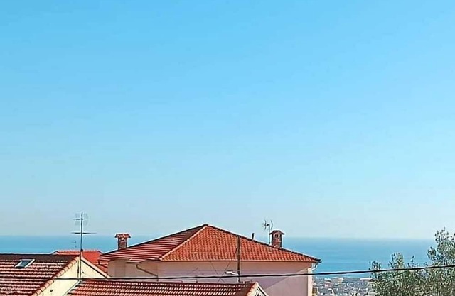 06BO : Charming Nice house for 6 people - terrace - parking