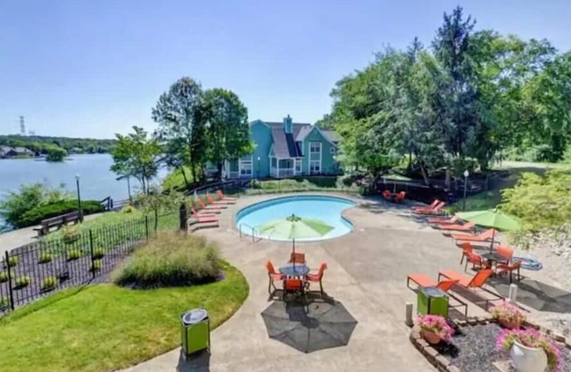 Fishing, swimming, kayaking, family fun!