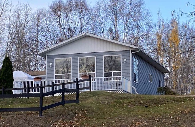 4 Season Cabin at Beautiful North Buck Lake!