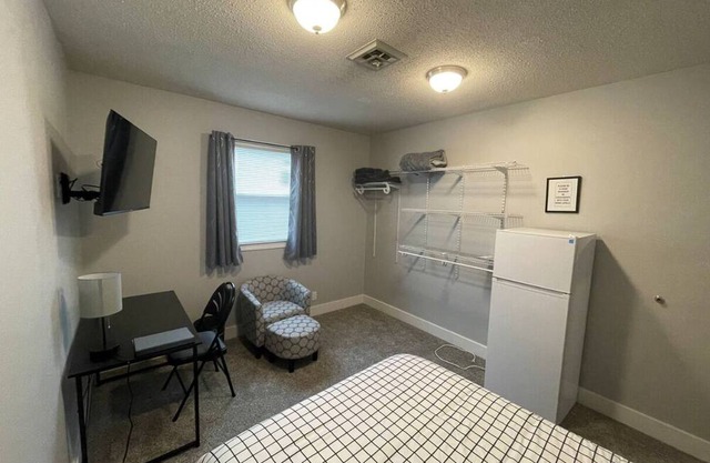 Cozy Calhoun Suites #3