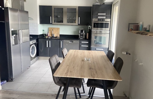 Bright T3 with balcony