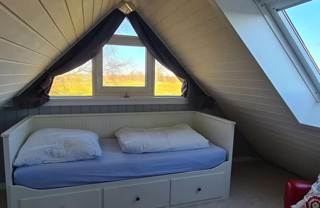 Hygge holiday home on the dike
