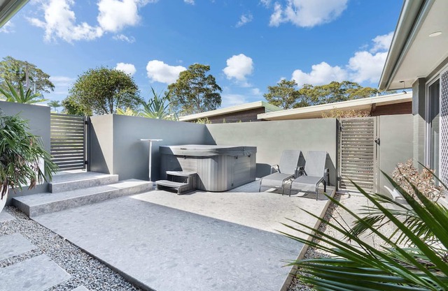 Sanctuary Coastal Oasis - Spa + Home Gym