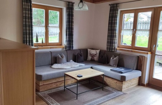 Lovely apartment in Unterammergau