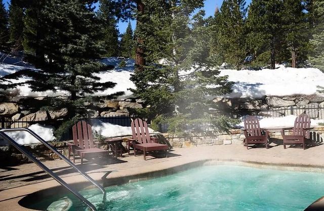 Luxury 2BD Residence at Northstar Lodge Steps to the Slopes