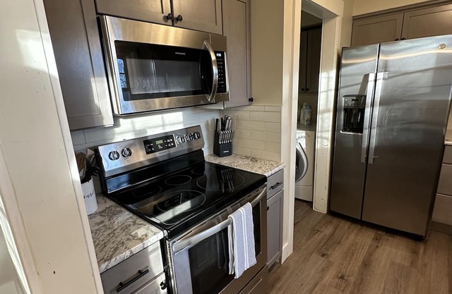 Cozy Home with Convenient Location