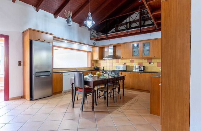 Villa Ivis, Luxury Villa