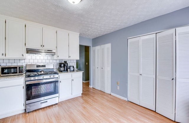 Douglasville Gem - Minutes from Historic Downtown!