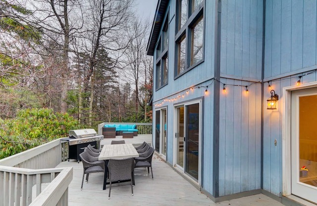 Amazing House with Heated Pool in the Poconos!