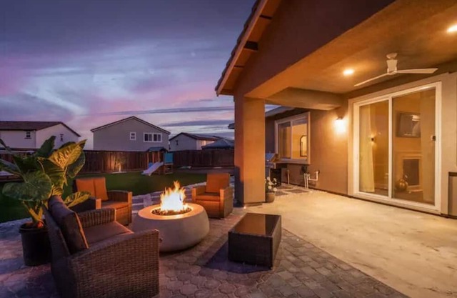 Home, Napa Vibe w/Fire Pit + Spa