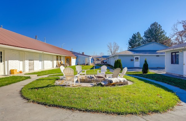 Unique Shelley Studio Stay w/ Shared Fire Pit!