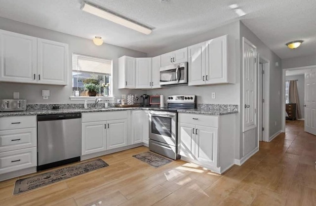 Vibrant 3bd, Family Home Netflix Near Shopping&I10