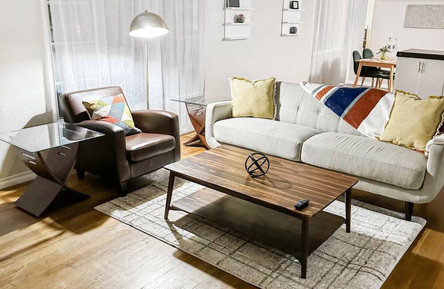 Massive Home w/ Pool and 5 Beds