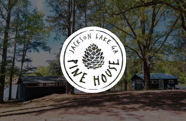 Jackson Lake-side Cabin
