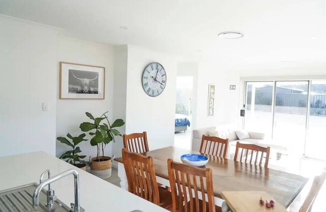 Exclusive, stylish drop of hunter valley luxury!