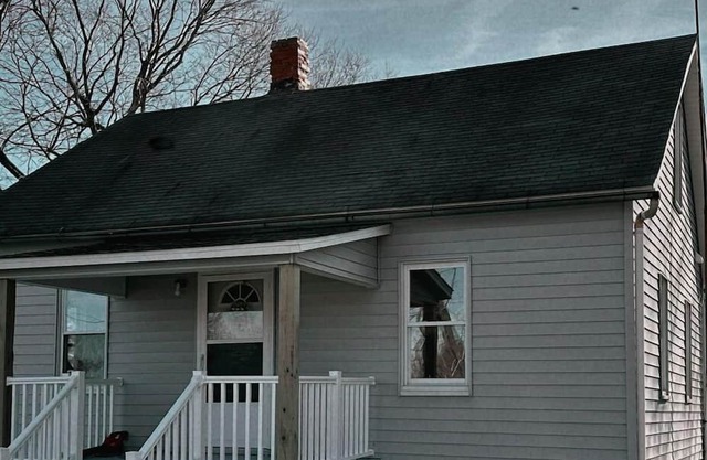 Little Grace is a comfy space to call home right outside of town.