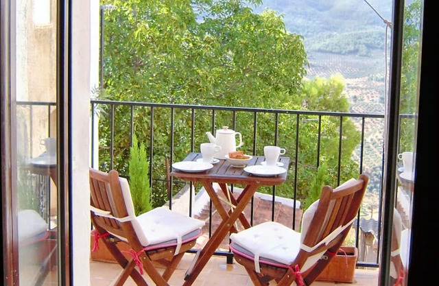 Homerez - Big house for 11 ppl. with terrace and balcony at Hornos