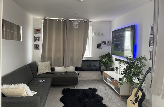 Stunning Welcoming Cosy Apartment in London