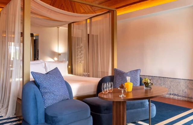 Premium Lisbon Stay with Indoor Heated Pool | Free Parking Available