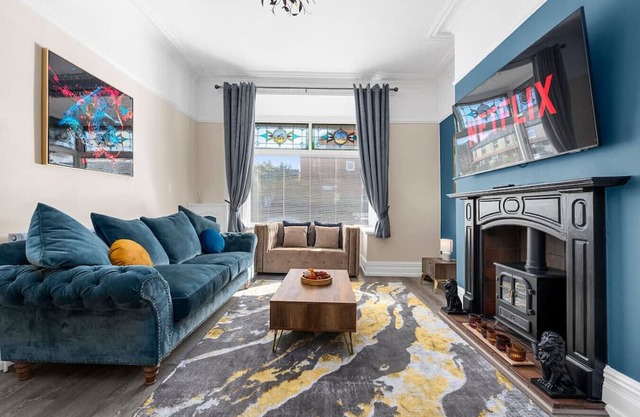 Luxurious Stylish Home: Heart Of Great Harwood