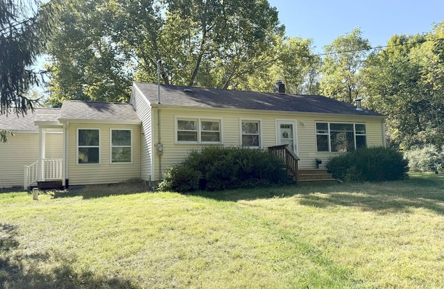 Beautiful 3-bedroom house close to MSU and Downtown Lansing
