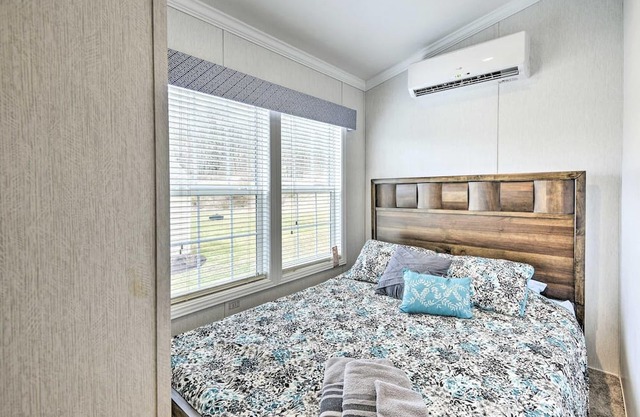 Premium Cottages and Suites Near Camps Autumn Midweek - 35% OFF Promo!