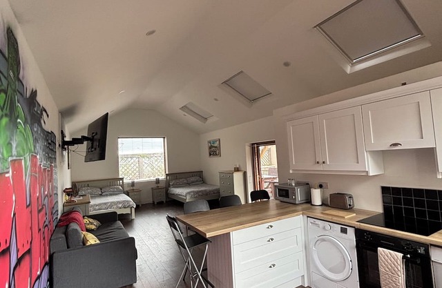 Charming studio just outside Graiguenamanagh, County Kilkenny for a cozy getaway