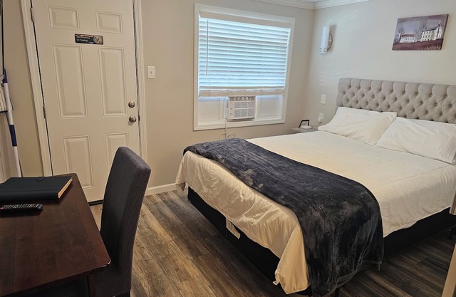 All-inclusive Studio Apartment with utilities included-Unit 3