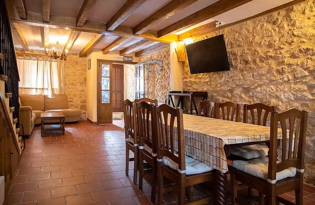 Country House 'La Marcela' with Mountain View, Private Terrace and Wi-Fi