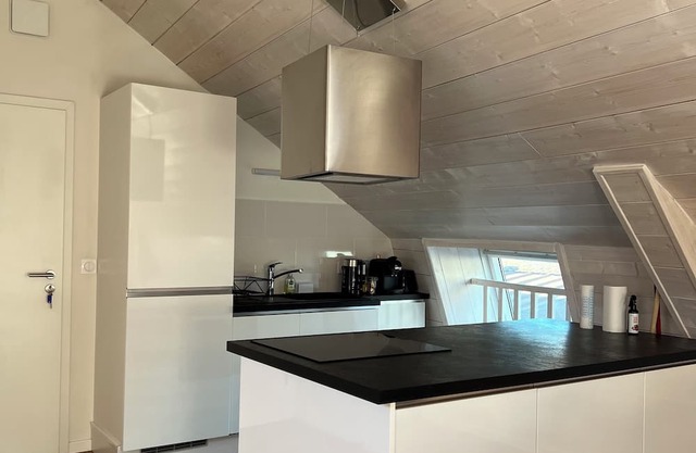 Duplex apartment 30 metres from the beach
