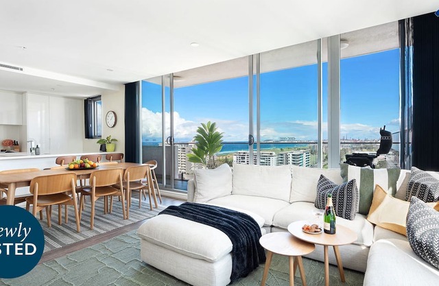 Burelli Beauty – stylish, central apartment near beach, surfing, national parks, family activities