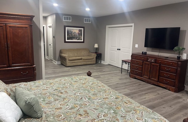 The Place to Stay - 3 Bedroom and 2 Bath