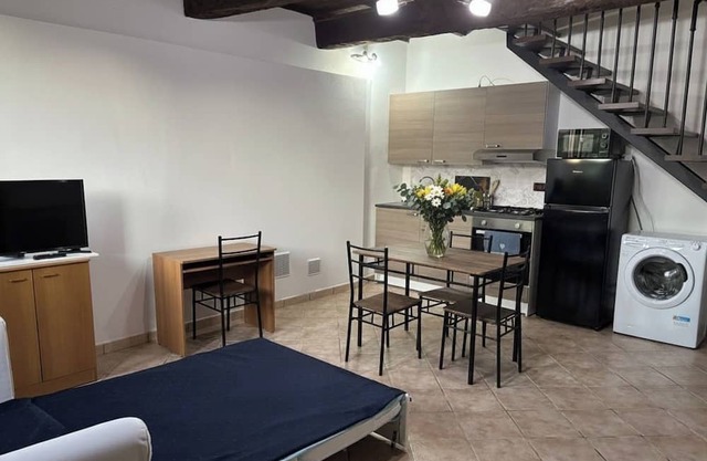 House with garden and parking, pets allowed