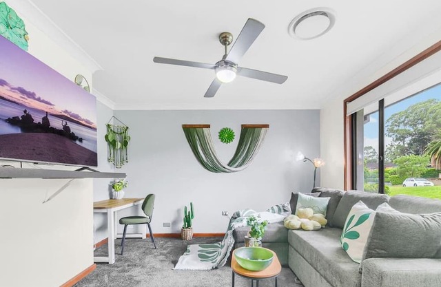 Cranebrook Leisurely Home