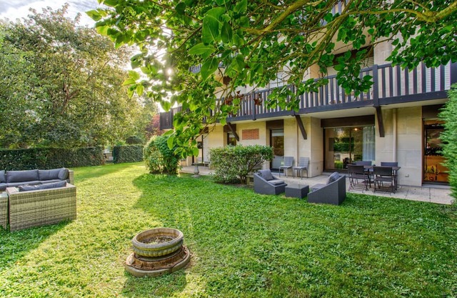 Superb 2-Bed with Large Private Garden