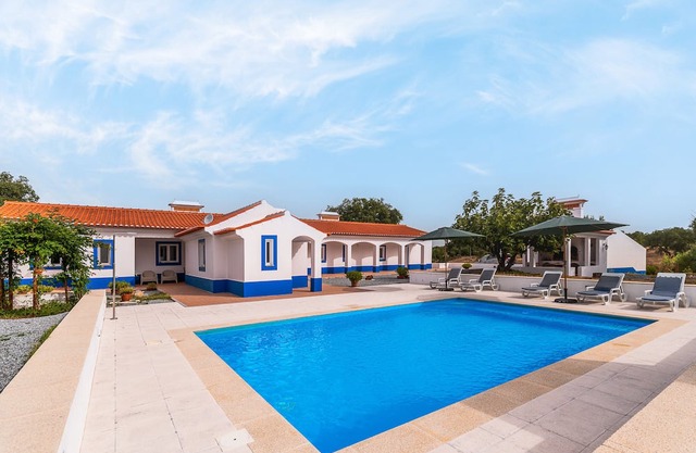 Monte Cores Do Vale - Villa with Private Pool