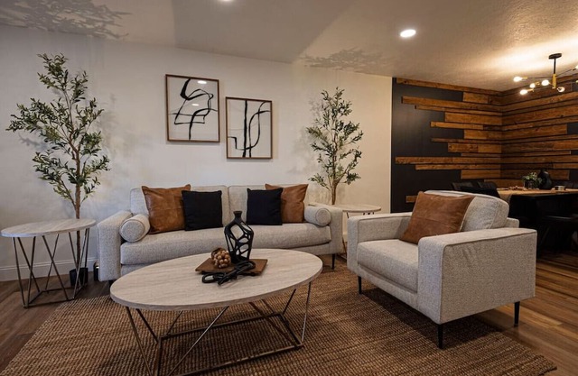 The Olive Branch | Beams & Fireplace | Wine Bar