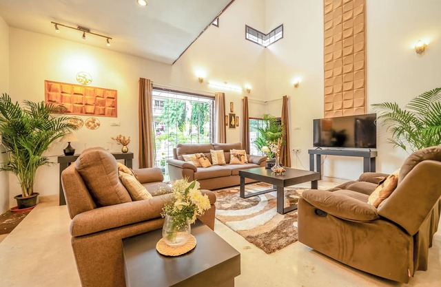 Billionare's Glasshouse 5BHk Spacez Luxury Villa