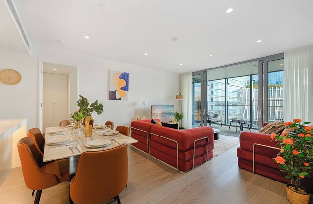 Soothing 3-bedroom apartment with Gym/Pool in Barangaroo