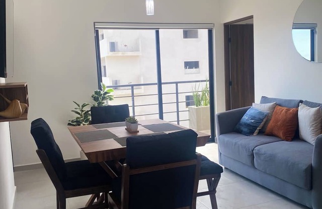 Vacation rental. Nearby... Commercial Plazas "15 minutes from the beach